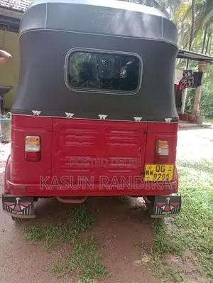 Bajaj RE 2006