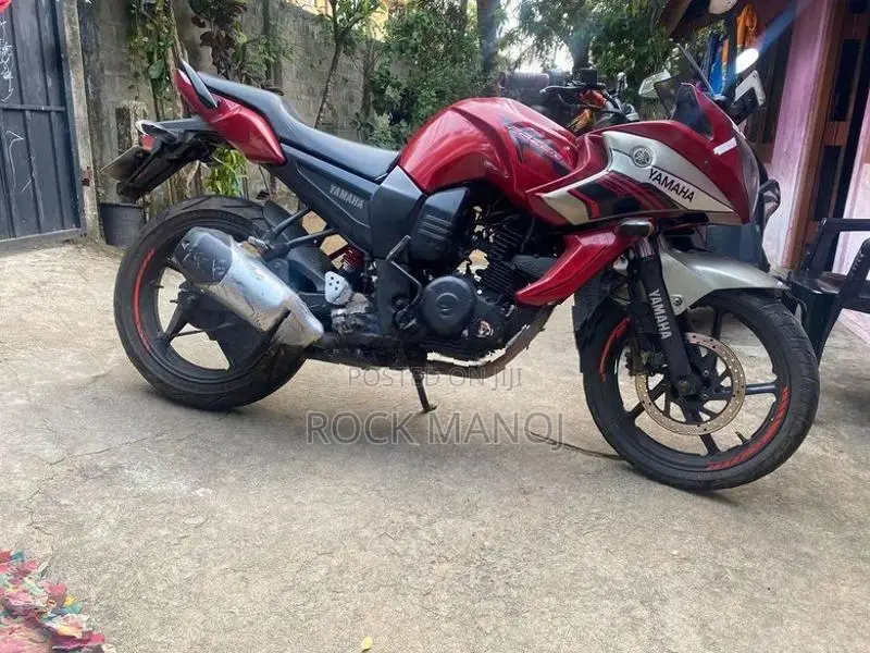Yamaha Fazer V2 2017