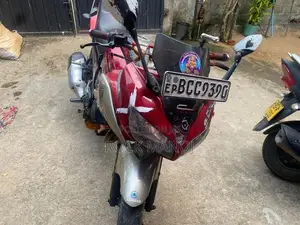 Yamaha Fazer V2 2017
