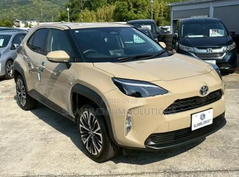 Toyota Yaris Cross U 2025
