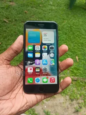 Apple iPhone 7 128GB (Used)