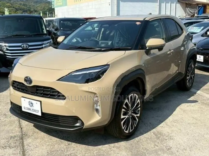 Toyota Yaris Cross U 2025