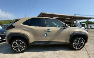 Toyota Yaris Cross U 2025