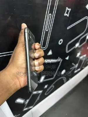 Apple iPhone 11 128GB (Used)