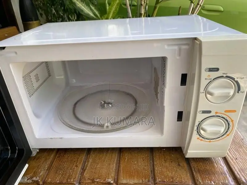 Microwave Oven