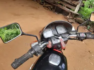Suzuki GS 125 2008