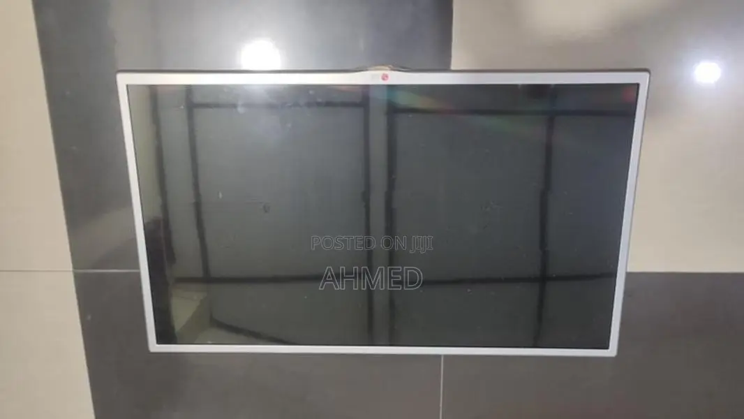 LG Smart TV 32 Inch