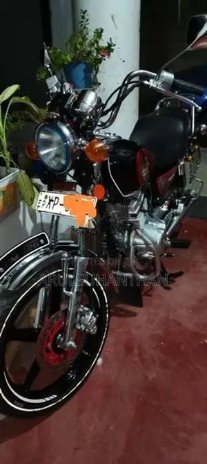 Honda CM Custom 2009