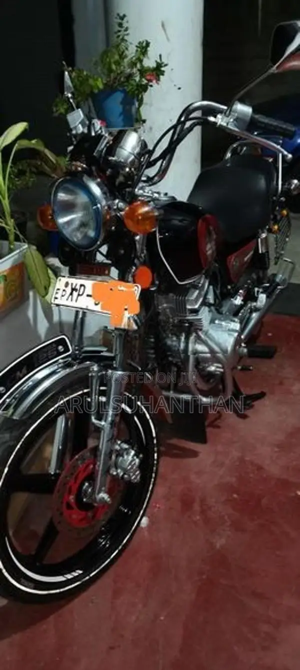 Honda CM Custom 2009