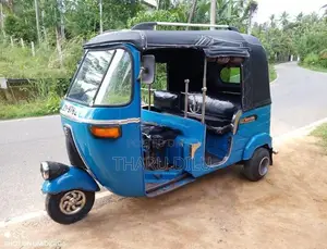 Bajaj RE 2000
