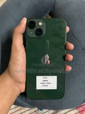 Apple iPhone 13 (Used)
