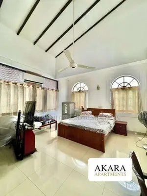 Luxury House for Sale HL45163