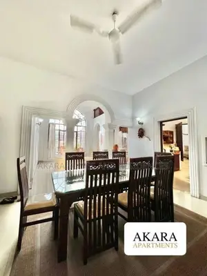 Luxury House for Sale HL45163