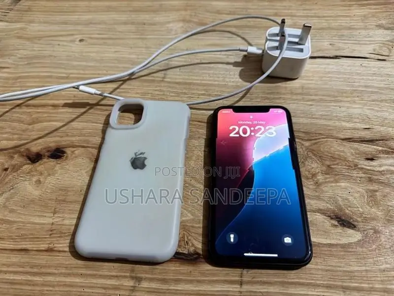 Apple iPhone 11 128GB (Used)