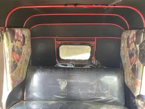 Bajaj RE 2005