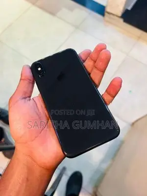 Apple iPhone X (Used)