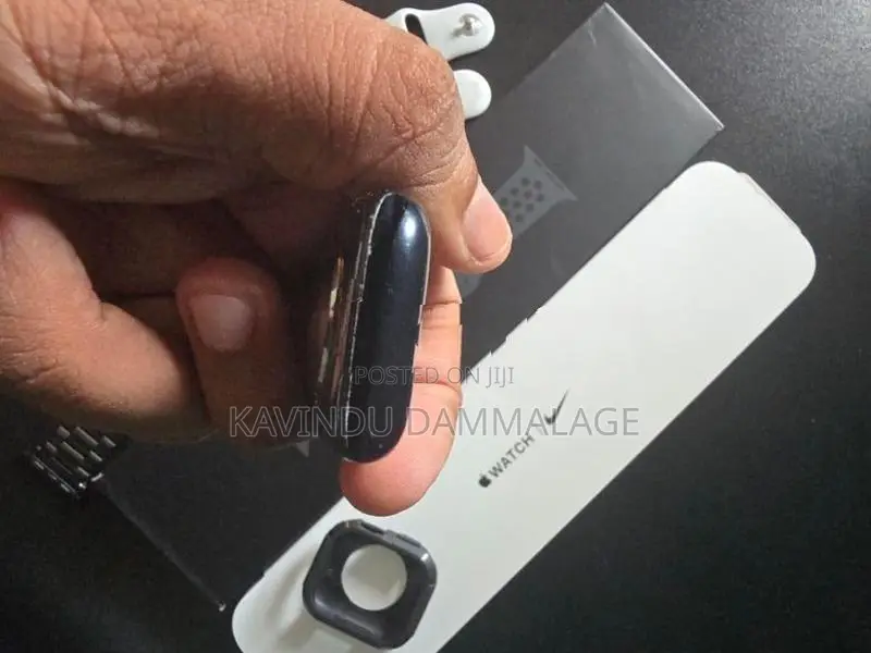 Apple Watch 7 Nike Edition