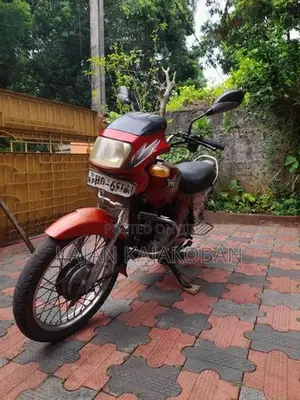 TVS Victor 2003