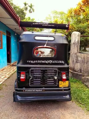 Bajaj RE 2012
