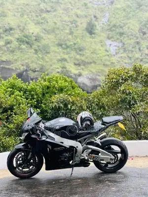 Honda CBR 2011