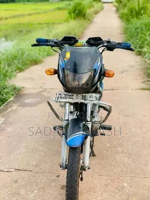 Bajaj CT100 2006