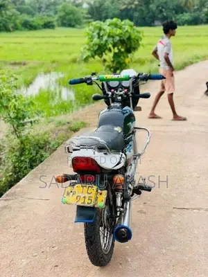 Bajaj CT100 2006