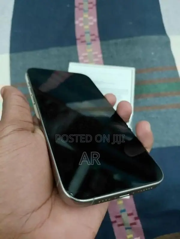 Apple iPhone 15 Pro Max 256GB (Used)