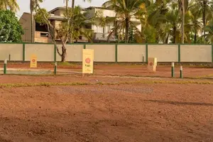 120 පාරට සමීපව පොල්ගස්ඕවිටින් අගනා නේවාසික බිම් කොටස් විකිණීමට