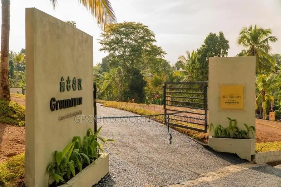 120 පාරට සමීපව පොල්ගස්ඕවිටින් අගනා නේවාසික බිම් කොටස් විකිණීමට