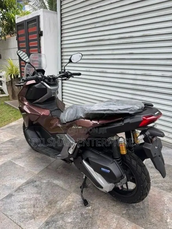 Honda ADV 160 2026