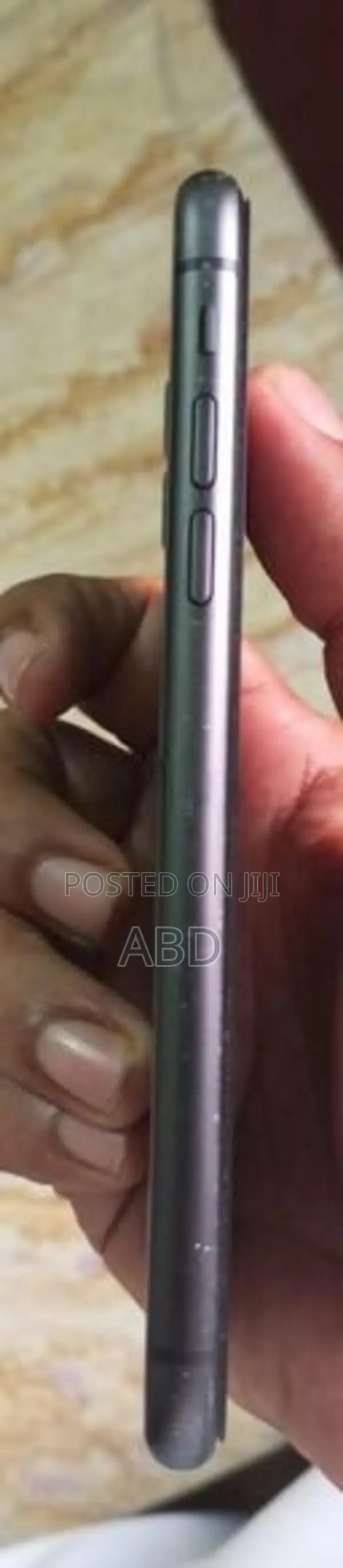Apple iPhone 11 (Used)