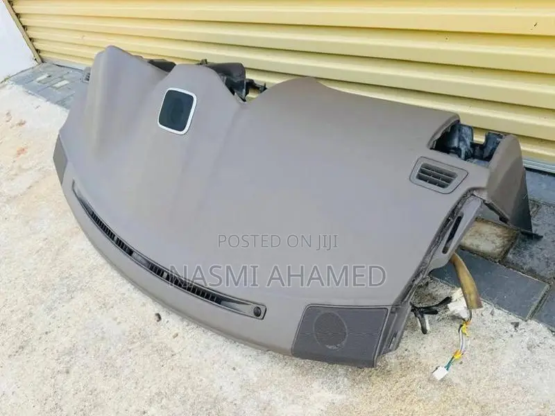 Toyota Harrier Dashboard