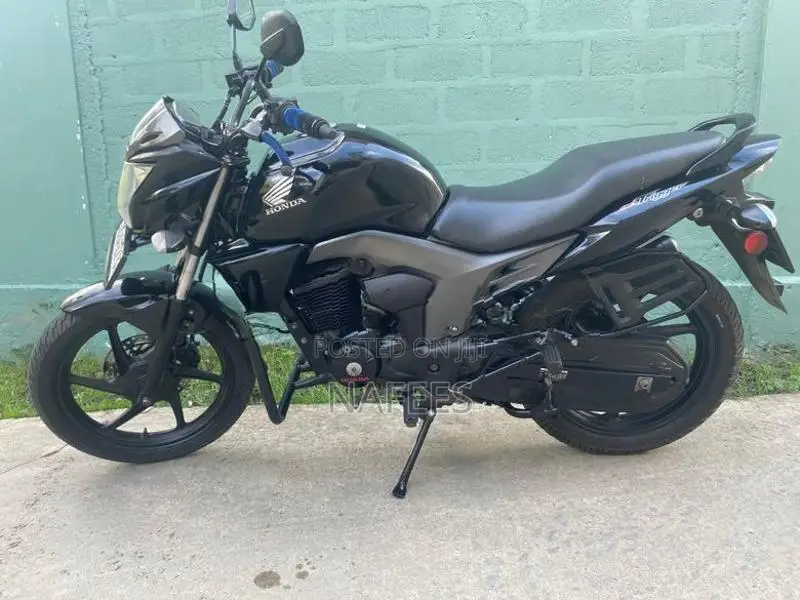 Honda CB Trigger 2016