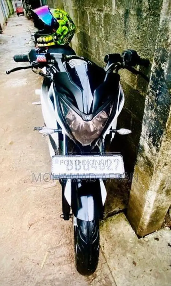Bajaj Pulsar NS200 2013