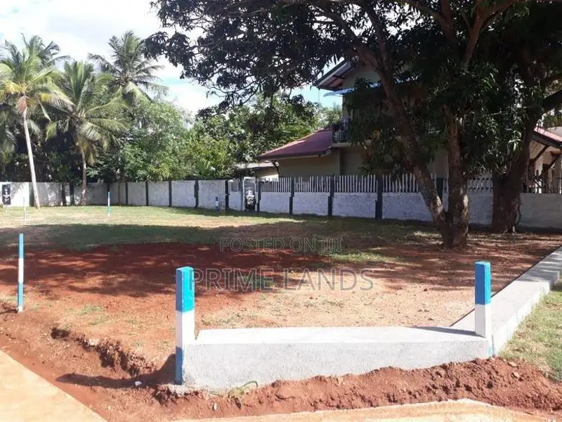 අනුරාධපුර නවනගරයෙන්ම සියලුම පහසුකම් සමගින් බිම්කොටස්