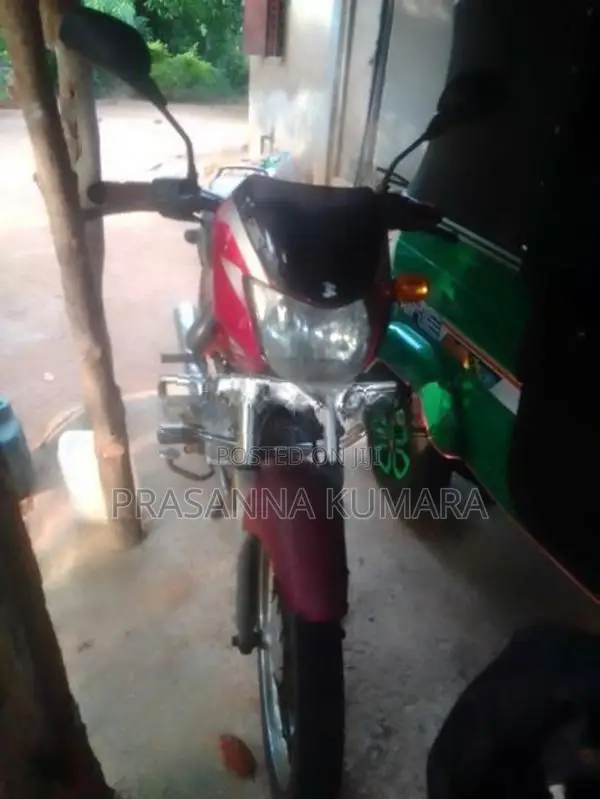 Bajaj CT100 2008