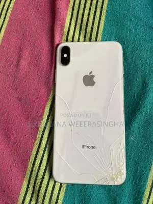 Apple iPhone XS Max (Used)