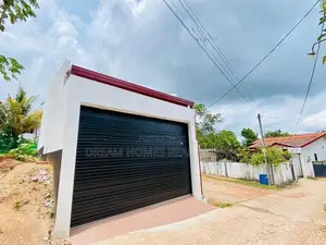 3 Bedroom Single-Storey House for Sale Thalahena