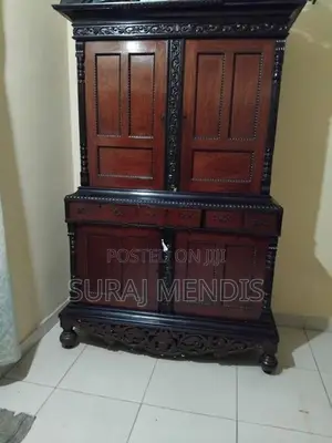 Antique Almarah