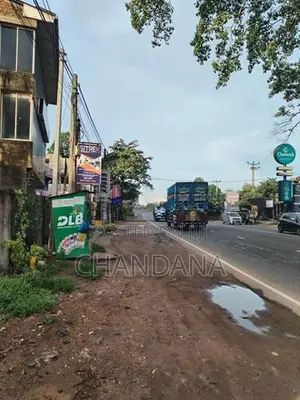 Commercial Land for Sale – Prime Main Road Property at Ranmuthugala