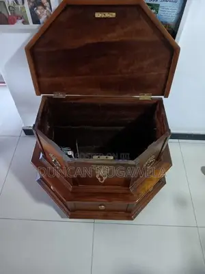 Teak Pettagama Antique