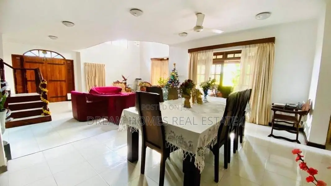 Super Luxury House For Sale Malabe