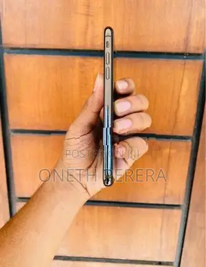 Apple iPhone XS 256GB (Used)