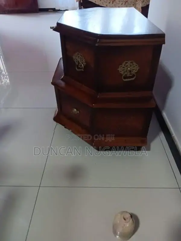 Teak Pettagama Antique