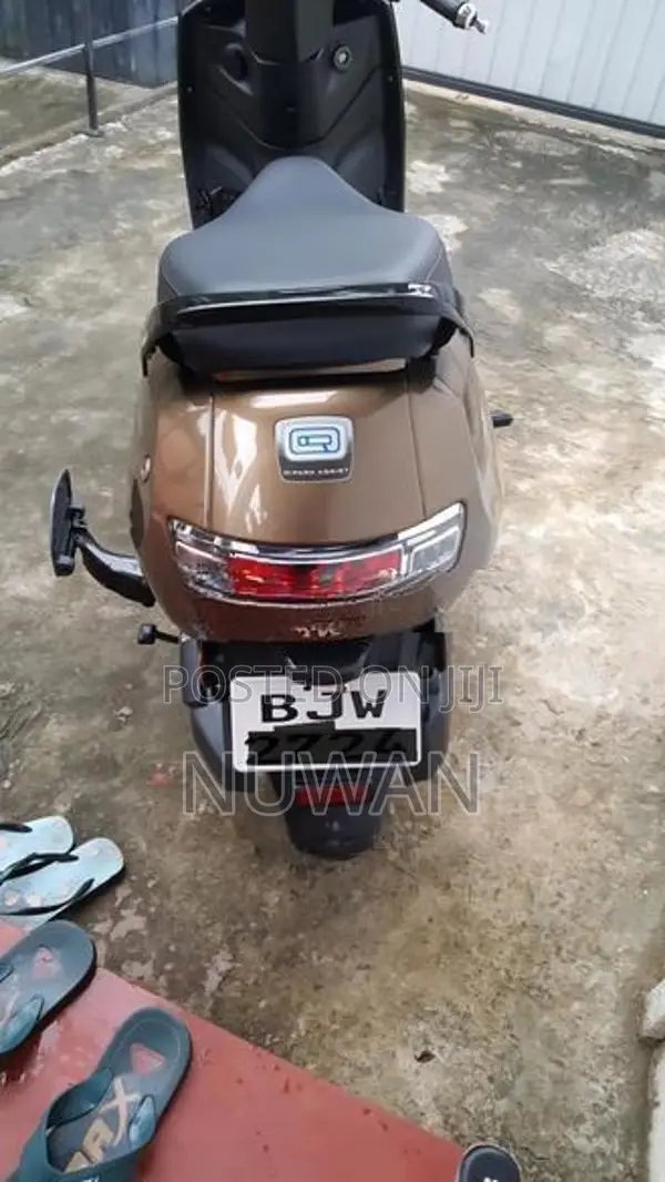 TVS iQube Electric 2.2 2025