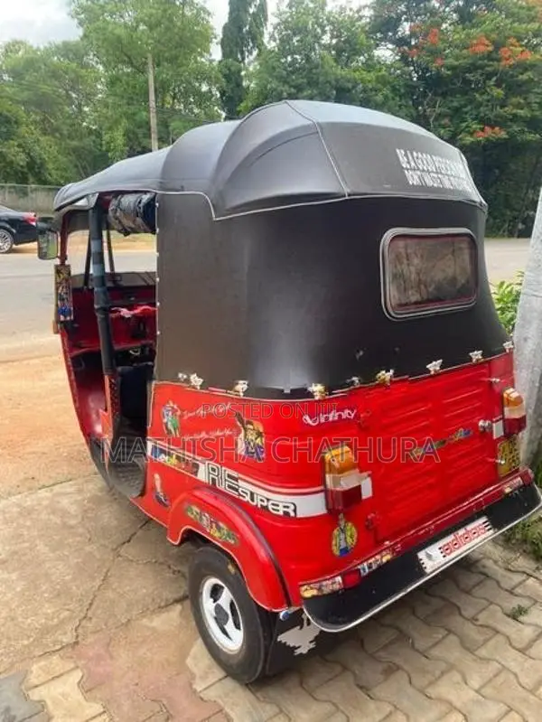 Bajaj RE Three Wheeler 2006