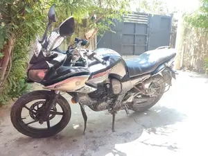 Yamaha Fazer 2014