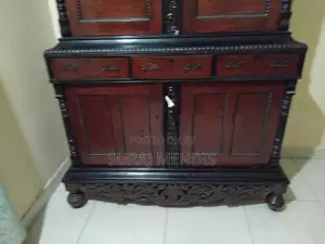 Antique Almarah