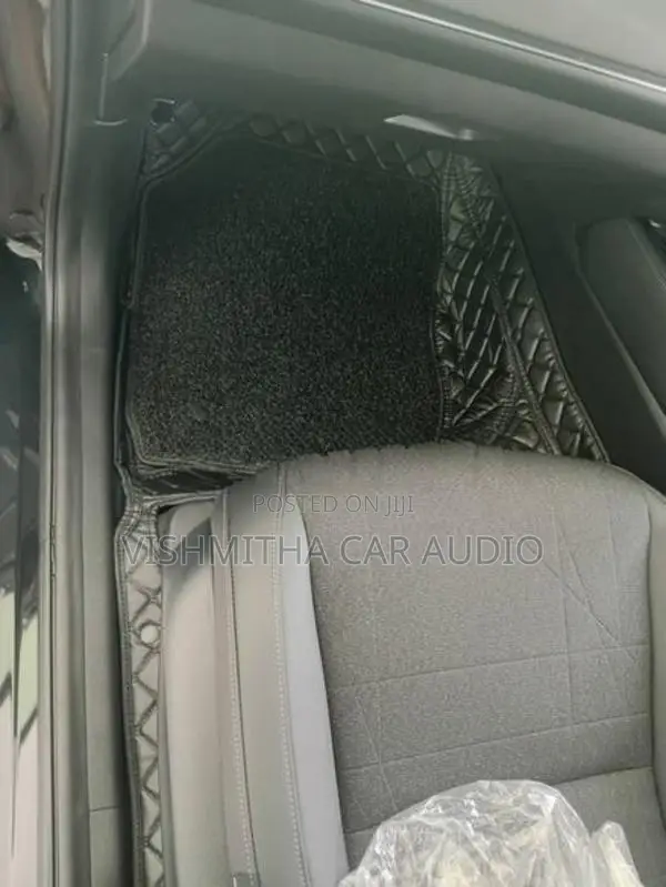 Honda Vezel 3D Carpet Full Leather Mats with Coil