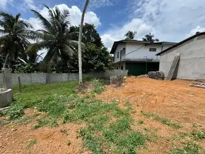 Near Town Land for Sale in Piliyandala